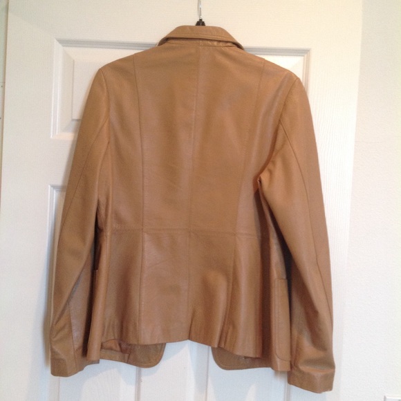 Leather jacket - Picture 2 of 2